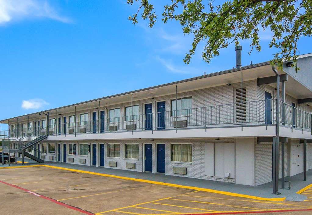 Knights Inn North Richland Hills Exterior foto